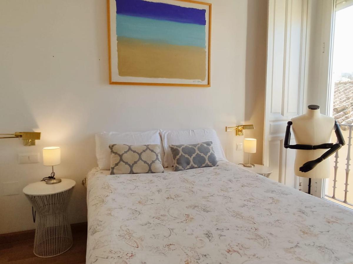 Homeyseville- Lovely Apartment In Seville City Center, Parking Optional Exterior foto