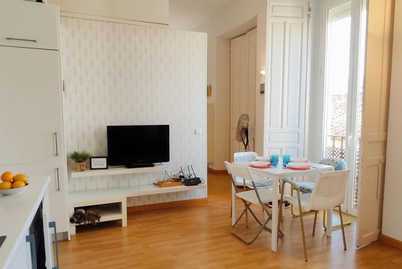 Homeyseville- Lovely Apartment In Seville City Center, Parking Optional Exterior foto